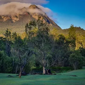 Tuckeroo House And Gardens - Min 2 Nights Rathdowney